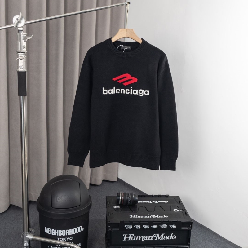 Ba*len*cia*ga sweaters